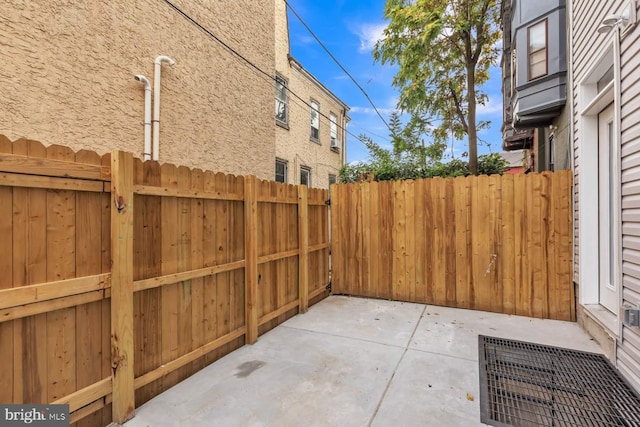 1947 N 33rd St, Philadelphia, PA 19121 - view of patio / terrace