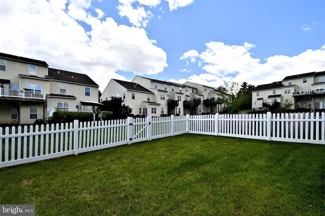 1664 Brynne Ln, Pottstown, PA 19464 - view of yard featuring a residential view