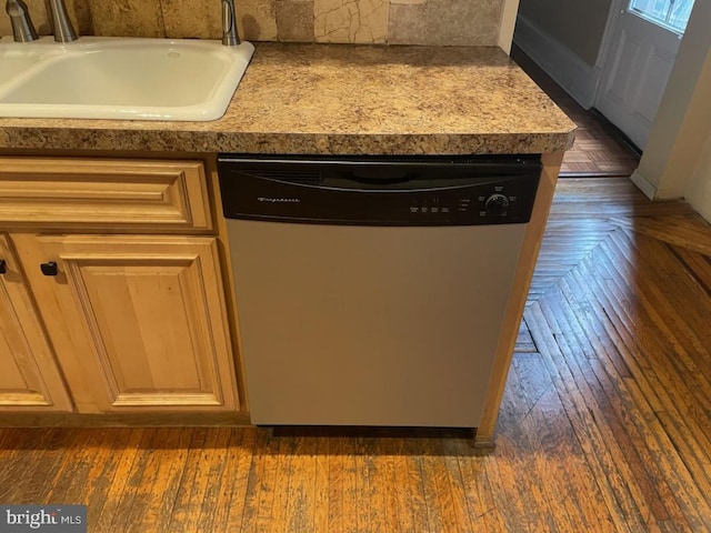 102 N 11th St, Reading, PA 19601 - kitchen view of dishwasher and a sink