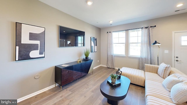 11276 Davisar Rd Unit 80, White Marsh, MD 21162 - living room with baseboards, wood finished floors, and recessed lighting