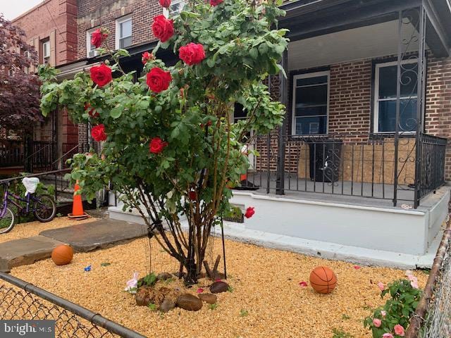 812 Tulip St, Camden, NJ 08104 - view of yard
