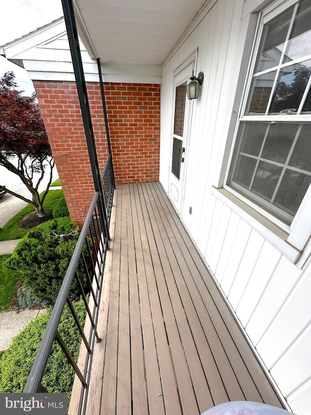 737 Hardwick Pl, York, PA 17404 - view of wooden terrace