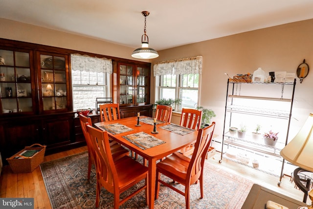 72 Springs Ave, Gettysburg, PA 17325 - dining area with dark wood finished floors