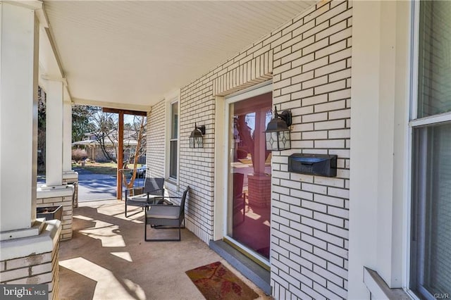 517 W Burke St, Easton, PA 18042 - view of porch