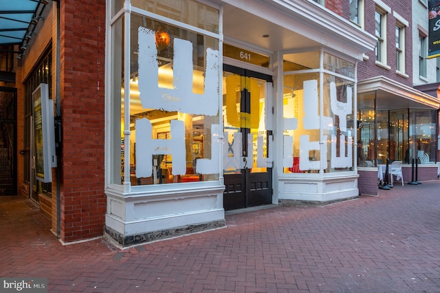 616 E St NW Unit 1114, Washington, DC 20004 - entrance to property featuring brick siding and french doors