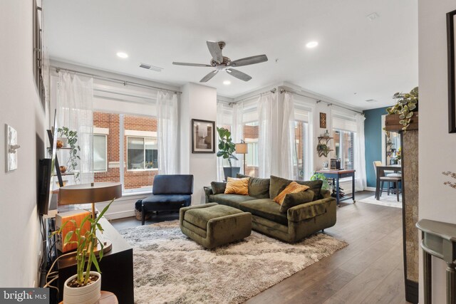 625 Slaters Ln Unit 201, Alexandria, VA 22314 - living area with a ceiling fan, wood finished floors, recessed lighting, and baseboards