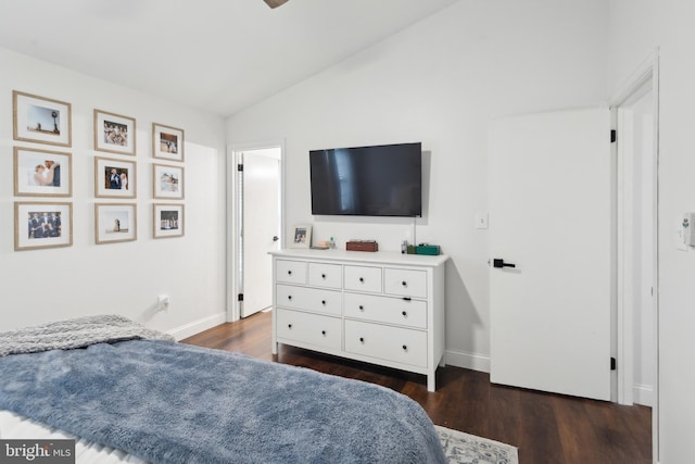 603 Lindsley Ct, Burlington, NJ 08016 - bedroom with dark wood-type flooring, lofted ceiling, and baseboards