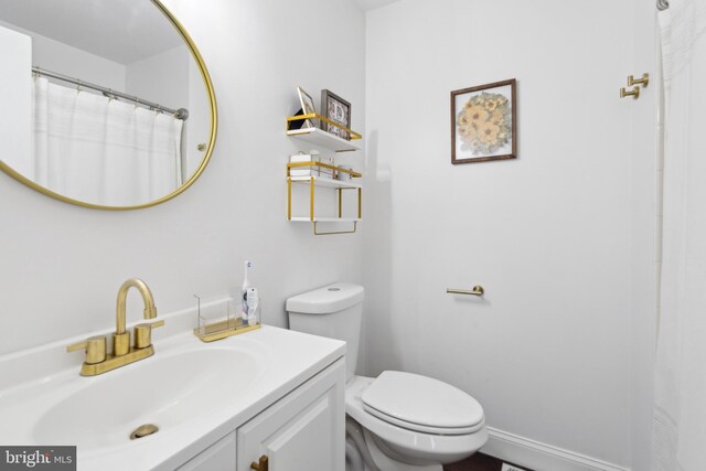 603 Lindsley Ct, Burlington, NJ 08016 - bathroom featuring vanity and toilet