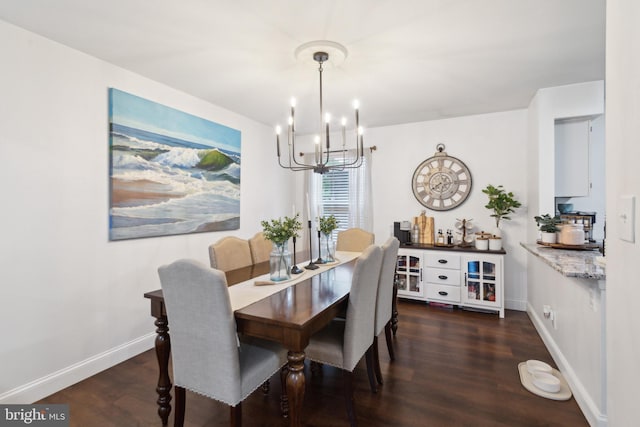 603 Lindsley Ct, Burlington, NJ 08016 - dining space featuring a chandelier, wood finished floors, and baseboards