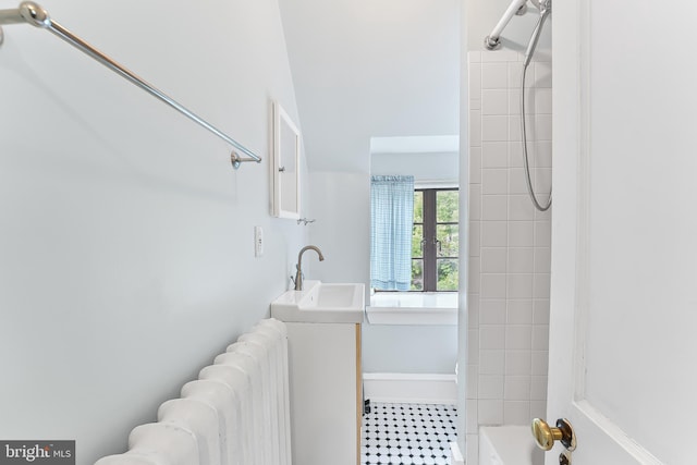 1201 Grenox Rd, Wynnewood, PA 19096 - full bathroom featuring vanity