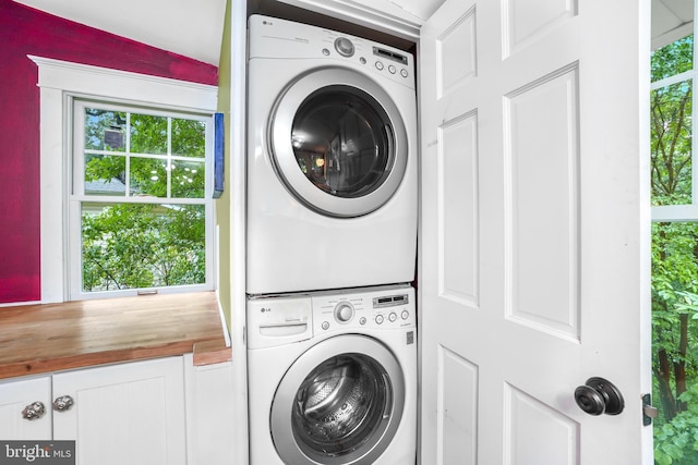 15 Jefferson Ave, Takoma Park, MD 20912 - laundry area with stacked washer / dryer and plenty of natural light