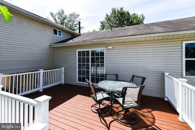 1222 Kings Tree Dr, Bowie, MD 20721 - deck with outdoor dining space