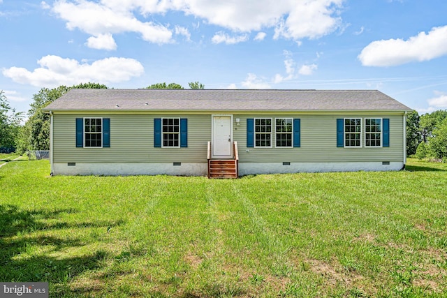 35 Dapple Gray Ln, Dover, DE 19904 - manufactured / mobile home with crawl space, entry steps, and a front yard