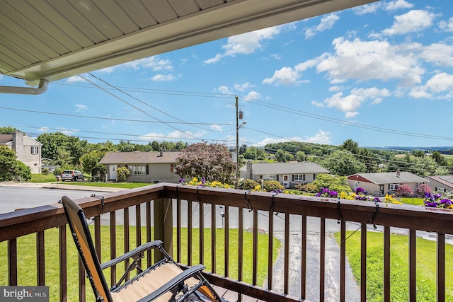 612 Colonial Dr, Dallastown, PA 17313 - balcony featuring a residential view