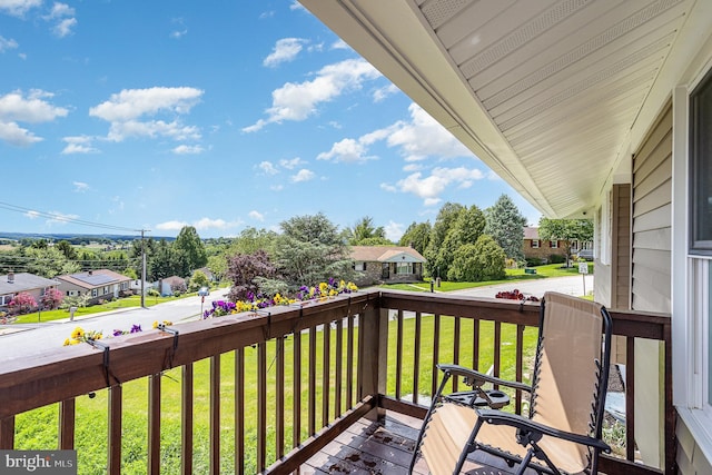 612 Colonial Dr, Dallastown, PA 17313 - wooden deck with a yard and a residential view