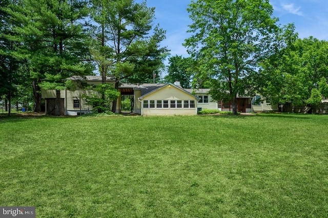 2336 Auburn Ave, Atco, NJ 08004 - view of grassy yard