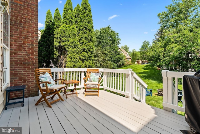 43614 Dunhill Cup Sq, Ashburn, VA 20147 - deck featuring a yard