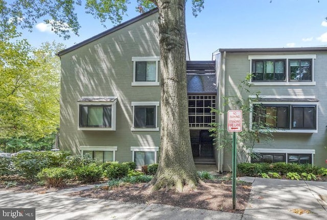 2216 Springwood Dr Unit 202, Reston, VA 20191 - view of front of property