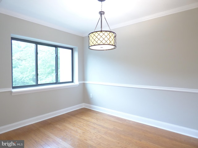 2216 Springwood Dr Unit 202, Reston, VA 20191 - empty room featuring baseboards, light wood-style flooring, and crown molding