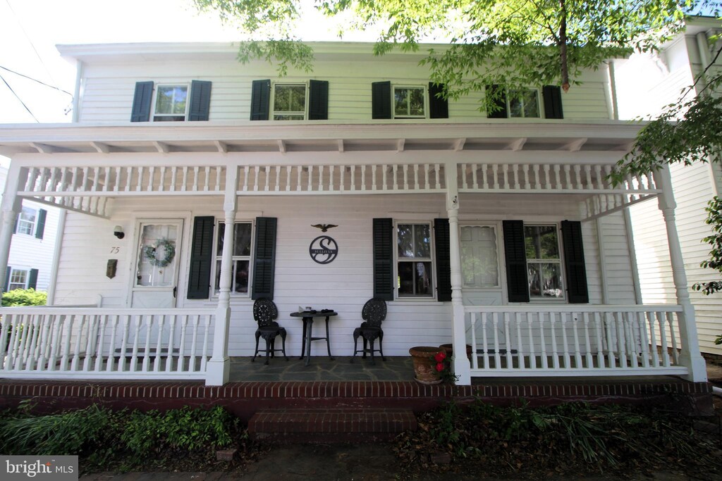 75 N Main St, Cranbury, NJ 08512