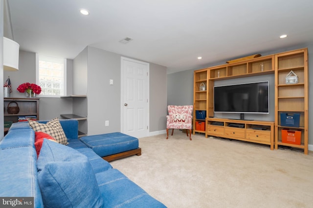 409 Regester Ave, Baltimore, MD 21212 - living room featuring carpet flooring, recessed lighting, and baseboards