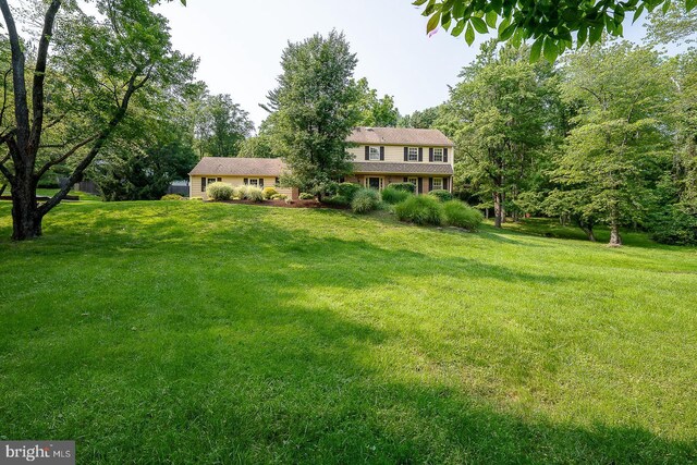 849 Milmar Rd, Newtown Square, PA 19073 - view of green lawn