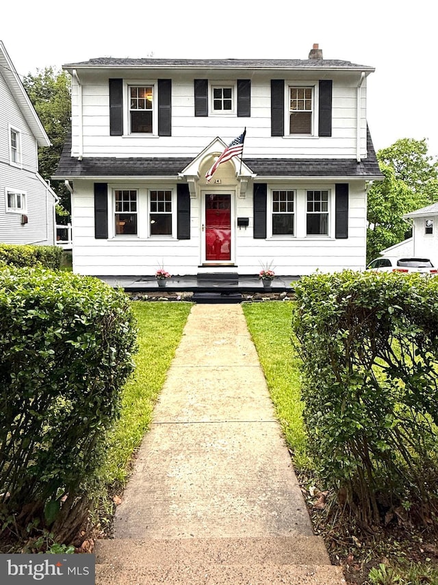 241 Edge Hill Rd, Glenside, PA 19038 - traditional-style house with a shingled roof, a chimney, and a front yard