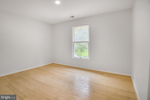 2605 Magdalene Acres Pl, Waldorf, MD 20603 - spare room featuring baseboards, hardwood / wood-style floors, and recessed lighting