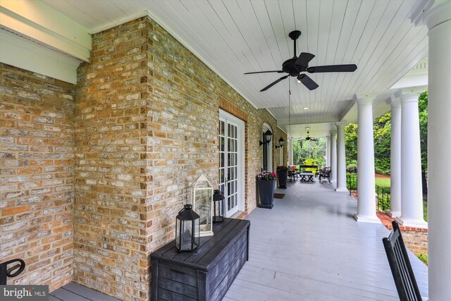 2740 Hunter Mill Rd, Oakton, VA 22124 - porch featuring ceiling fan