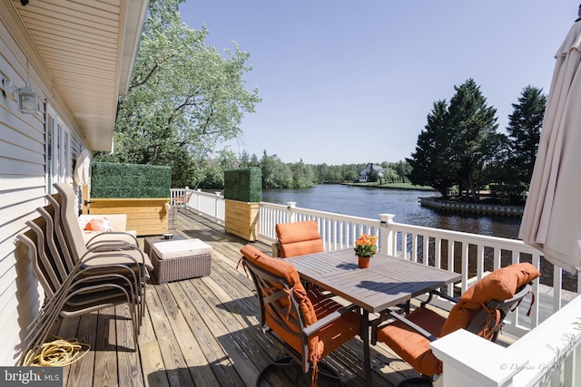 5143 Venice Ave, Hammonton, NJ 08037 - deck featuring a water view and outdoor dining area