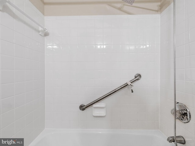 1806 Bryant St NE Unit 1806, Washington, DC 20018 - bathroom with bathing tub / shower combination