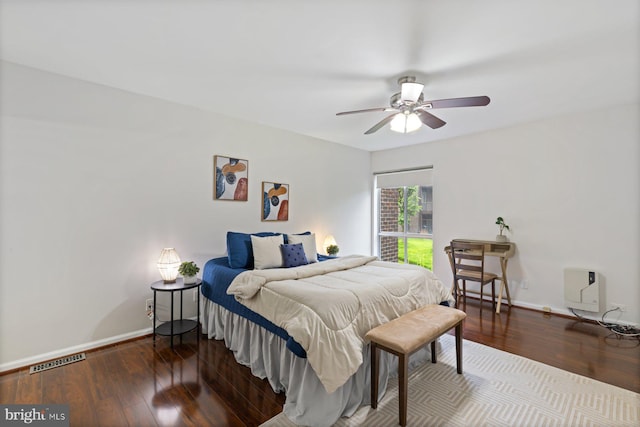 29 Stonehenge Cir Unit 6, Pikesville, MD 21208 - bedroom featuring wood finished floors, baseboards, and ceiling fan
