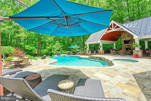 5026 Huntwood Manor Dr, Fairfax, VA 22030 - outdoor pool with a gazebo, a patio area, an in-ground hot tub, and outdoor dining space