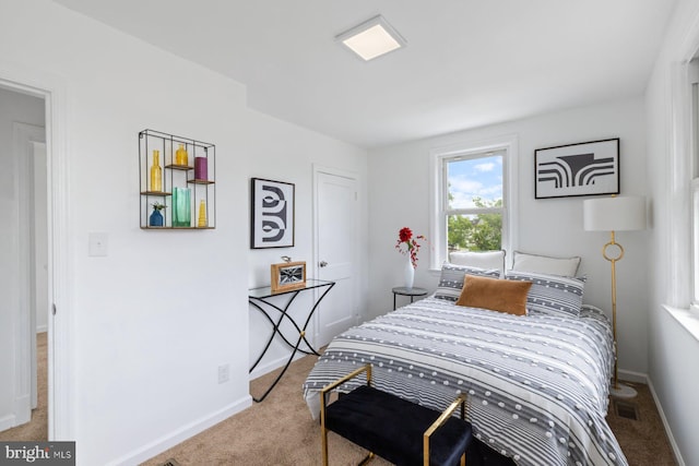 2318 Cloville Ave, Baltimore, MD 21214 - bedroom featuring light colored carpet and baseboards