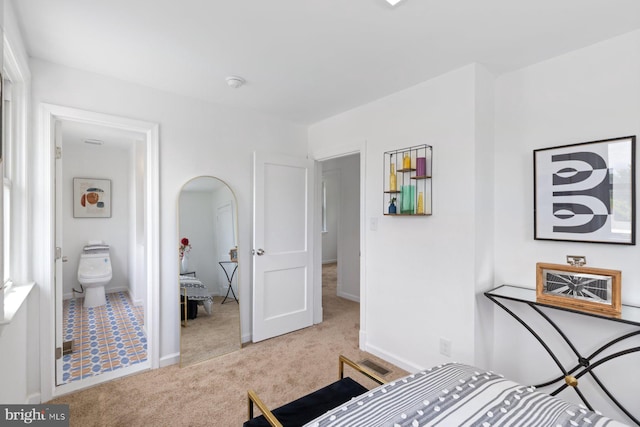 2318 Cloville Ave, Baltimore, MD 21214 - carpeted bedroom featuring baseboards