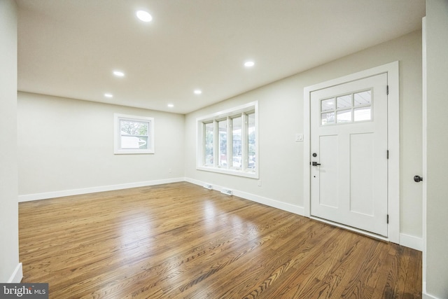 2831 Goucher Ave, Delanco, NJ 08075 - entrance foyer featuring wood finished floors, recessed lighting, and baseboards