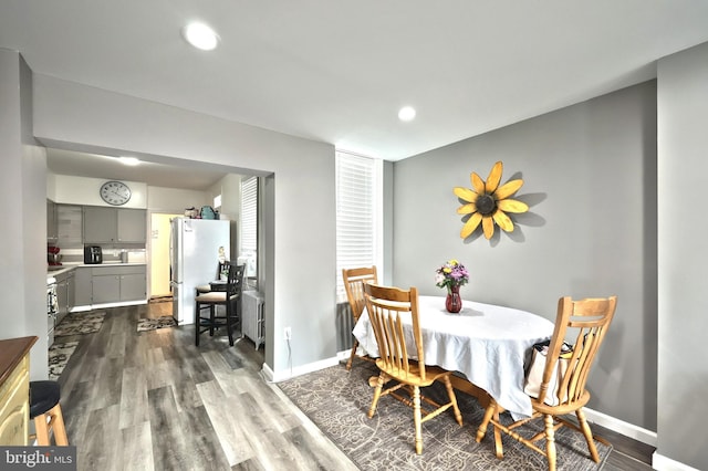 310 E S St, York, PA 17403 - dining space featuring dark wood-style flooring, recessed lighting, and baseboards