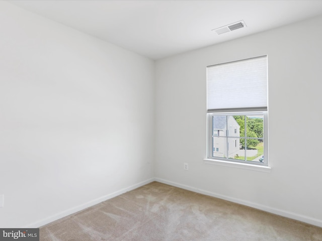 100 Norwood Dr, Falling Waters, WV 25419 - empty room featuring light carpet and baseboards
