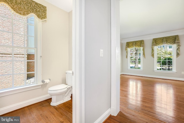 3530 Schuerman House Dr, Fairfax, VA 22031 - bathroom featuring baseboards, wood finished floors, and toilet