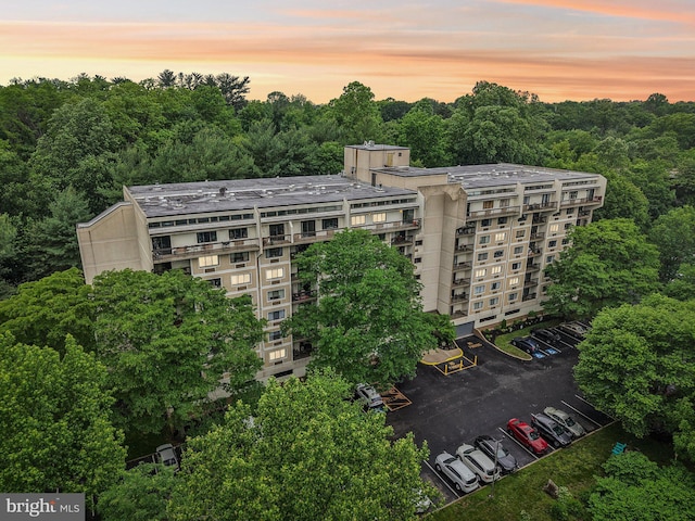 700 Avondale Rd Unit Ph-12, Wallingford, PA 19086 - bird's eye view of apartment complex / building