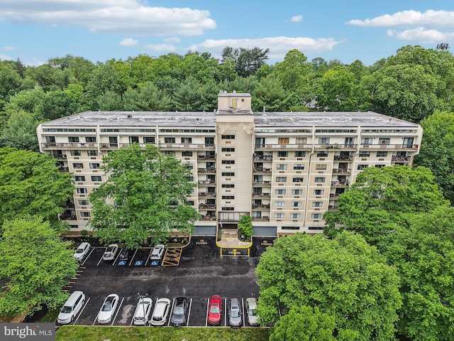 700 Avondale Rd Unit Ph-12, Wallingford, PA 19086 - view of apartment building / complex with uncovered parking