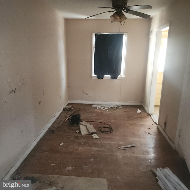 2513 Iverson St, Temple Hills, MD 20748 - empty room featuring a ceiling fan and baseboards