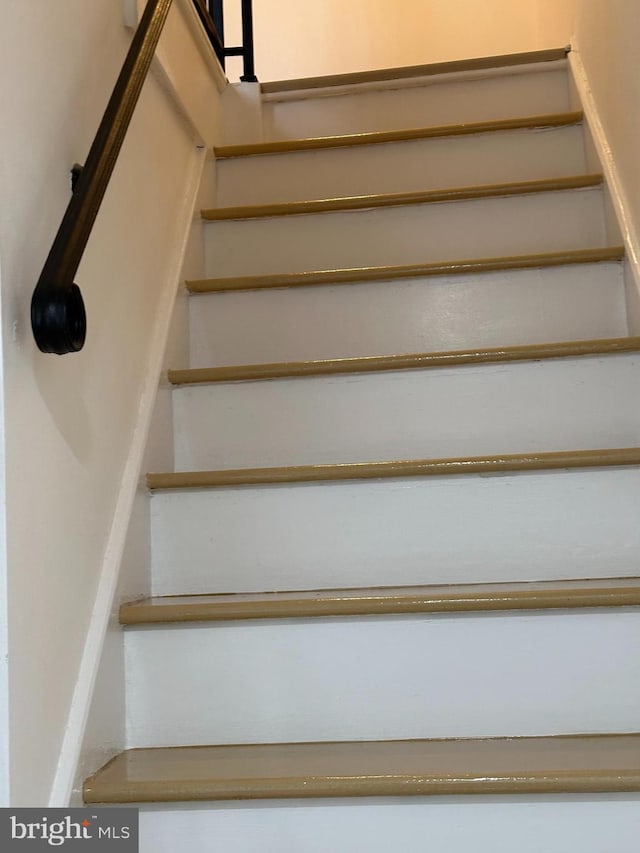 4304 Oakmont St, Philadelphia, PA 19136 - view of stairs