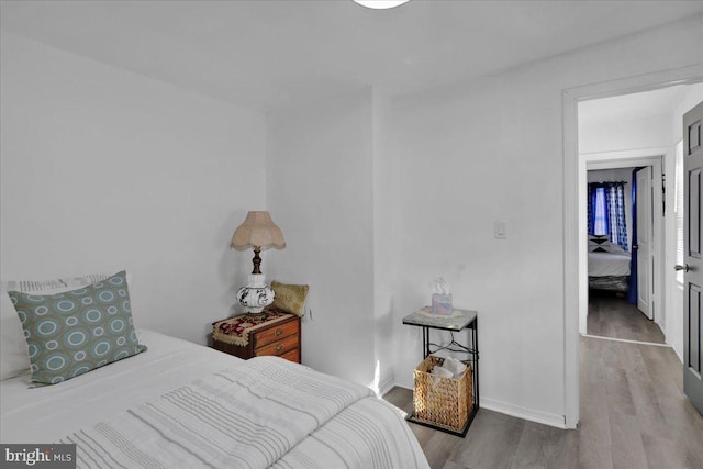 542 S 12th St, Reading, PA 19602 - bedroom with wood finished floors and baseboards