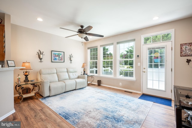 3599 Sutherland Ct, Warrenton, VA 20187 - living area featuring wood-type flooring, ceiling fan, baseboards, and recessed lighting