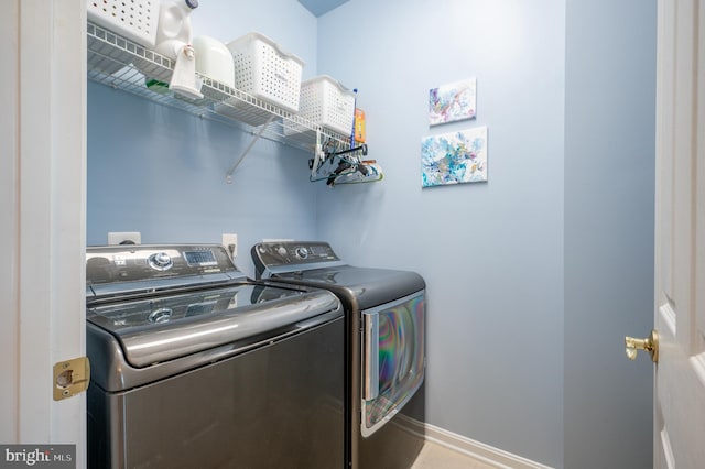 3599 Sutherland Ct, Warrenton, VA 20187 - laundry room featuring separate washer and dryer and baseboards
