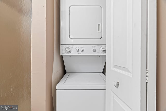 1206 Barry Ct, Southampton, PA 18966 - washroom featuring stacked washing machine and dryer