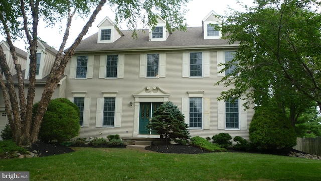 3 Dickens Dr, Princeton Junction, NJ 08550 - view of front of home with a front yard and entry steps