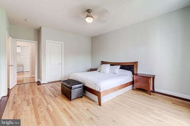 42720 Mount Auburn Pl, Broadlands, VA 20148 - bedroom with light wood-style flooring, baseboards, and ceiling fan