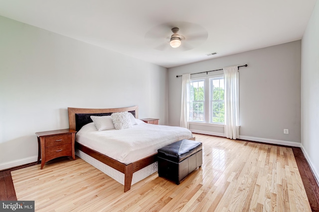 42720 Mount Auburn Pl, Broadlands, VA 20148 - bedroom with wood finished floors, baseboards, and a ceiling fan